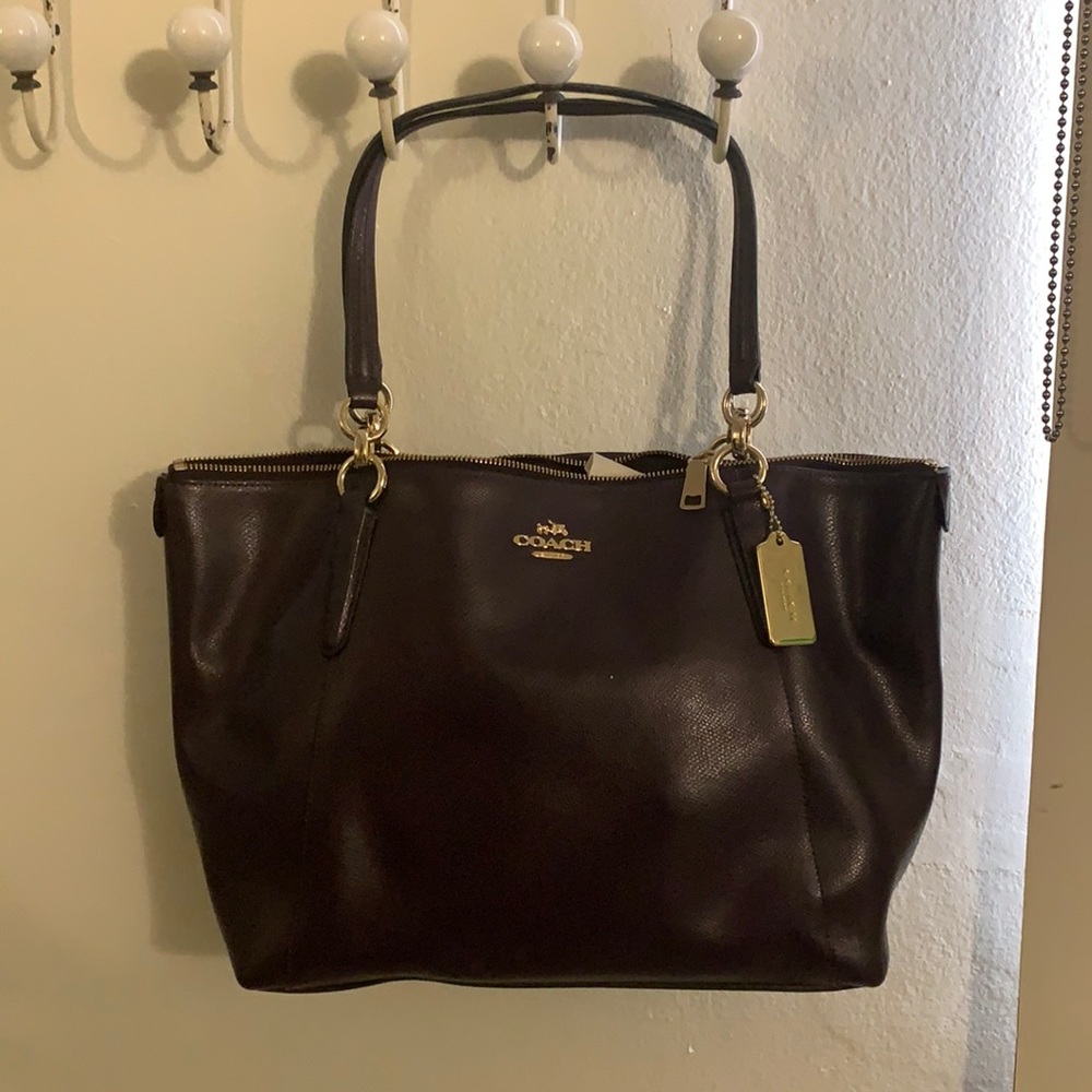 Purple tote bag